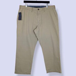 Tommy Hilfiger Tailored Fit Khaki Pants